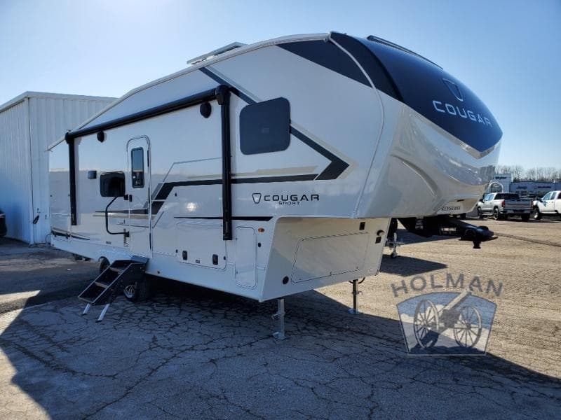 Holman RV Continues to Offer Diverse RV Choices and Services at Batavia Showroom