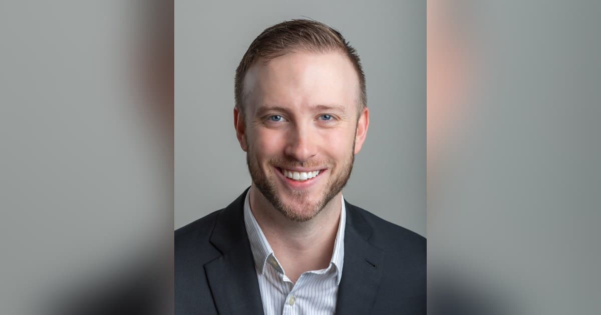 Palmer College 10-Under-10 Award Highlights Dr. Cody Rodewald's Impact on Chiropractic