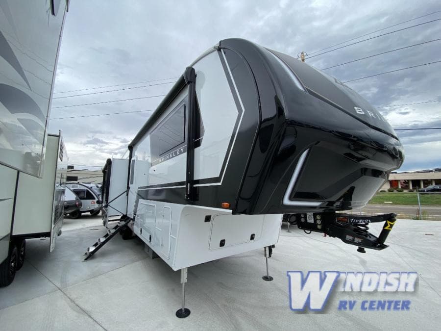 Windish RV Center Longmont Expands Access to Lightweight Trailers and Fifth Wheels Across Colorado