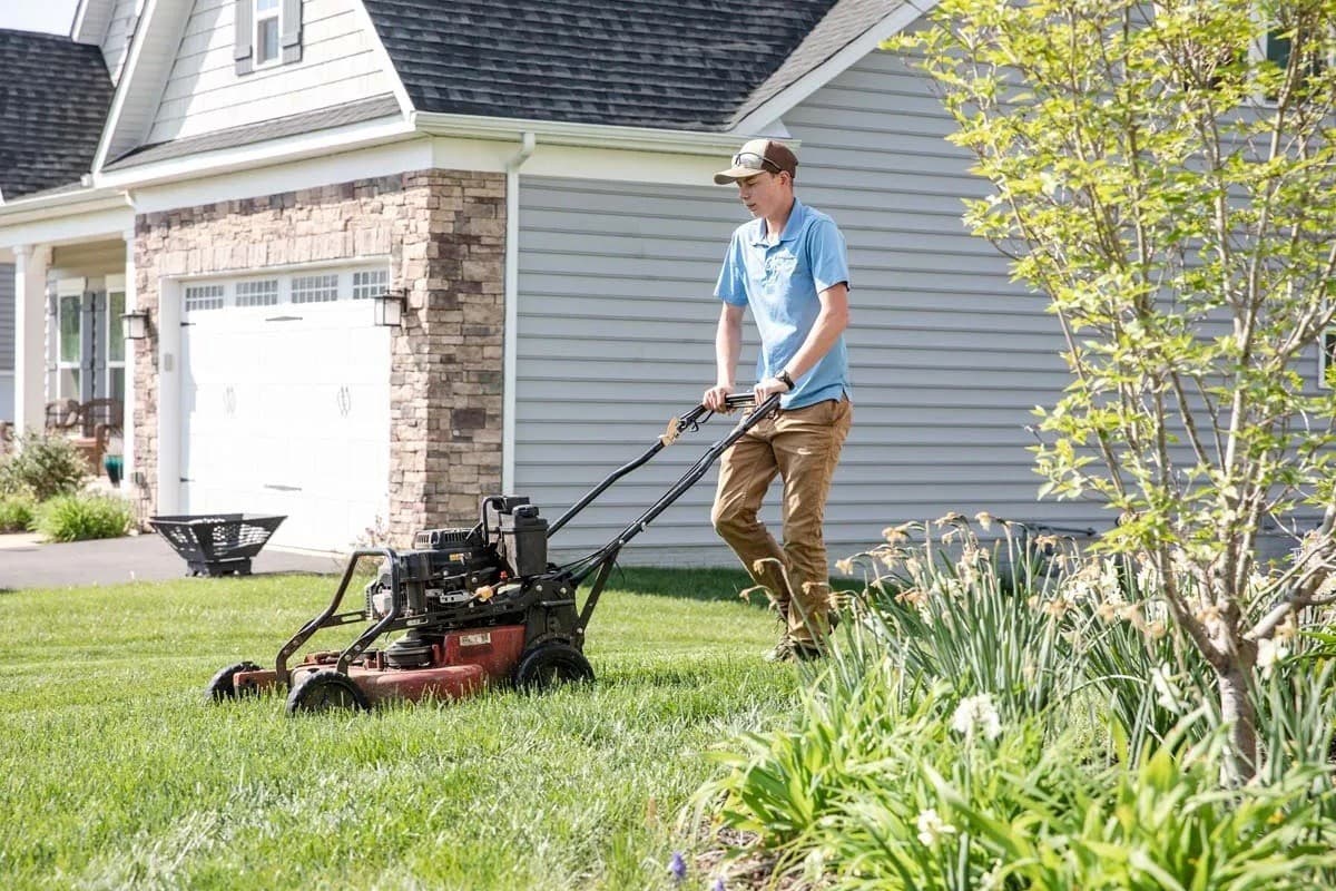 Reliable Lawn Care Brings 25 Years of Experience to Warrenton, VA Residential Market