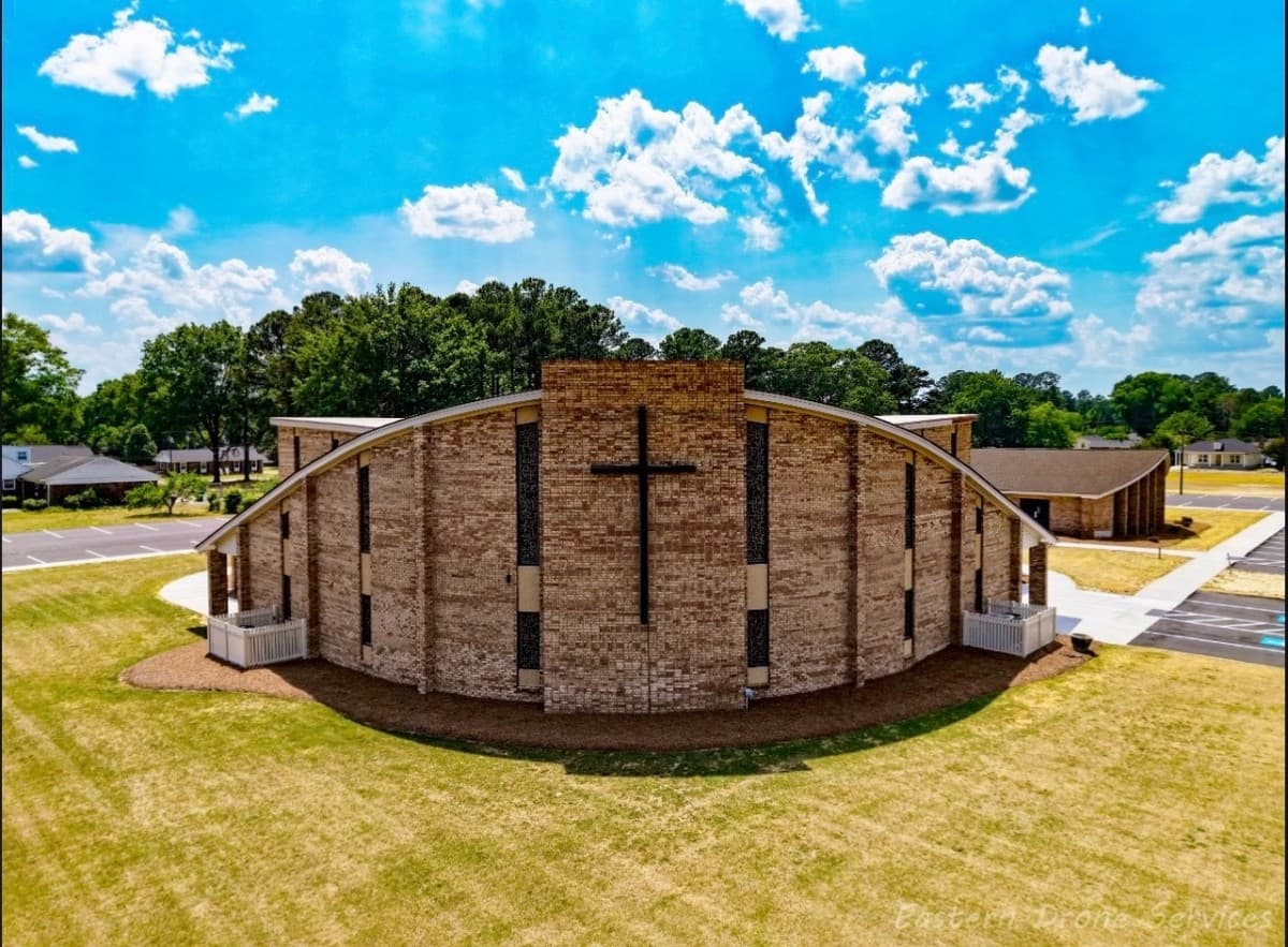 Glad Tidings Church Expands Outreach Under Pastor Rick Barnes, Invites Families to Sunday Worship