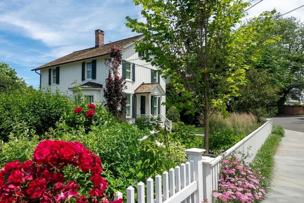 Why Selling Your Home Is Like Booking an Airbnb: The Emotional Key to Faster Closings