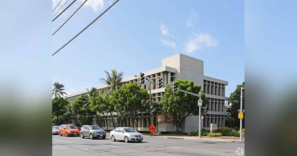 Why Similar Hawaii Commercial Buildings Trade at Different Cap Rates